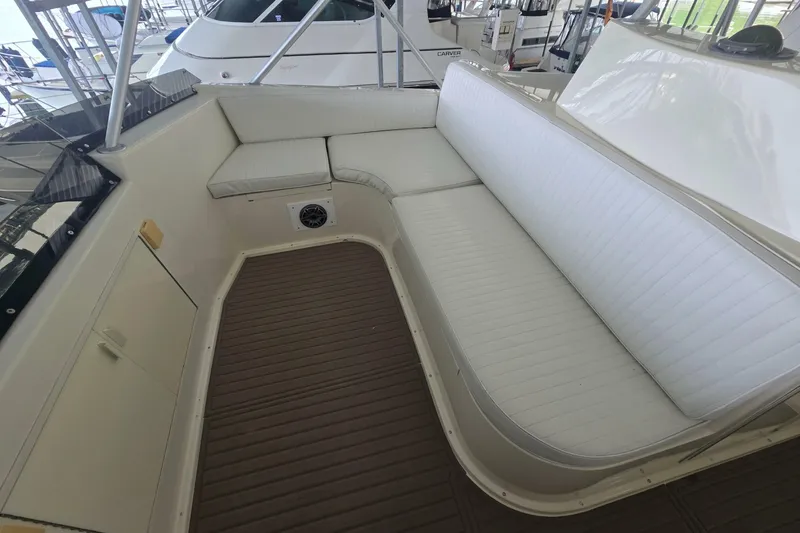 Slide: The Image of Viking 53 Convertible 1990 - 7245130
