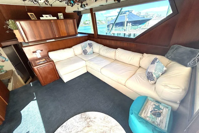 Slide: The Image of Hatteras 45 Convertible 1989 - 6958806