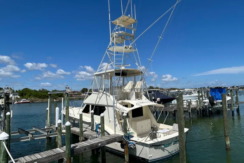 The Image of Hatteras 45 Convertible 1989 - 7245184
