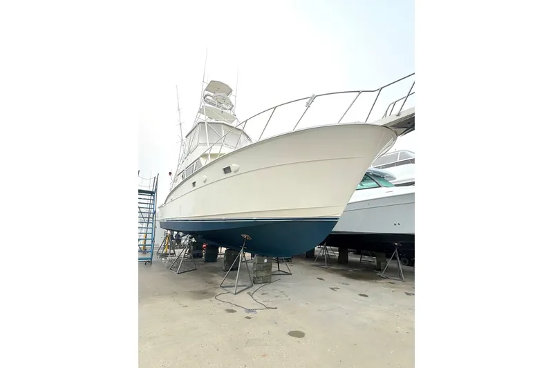 Slide: The Image of Hatteras 45 Convertible 1989 - 6958738