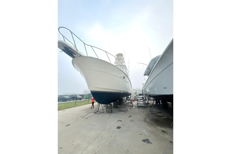Slide: The Image of Hatteras 45 Convertible 1989 - 6958748