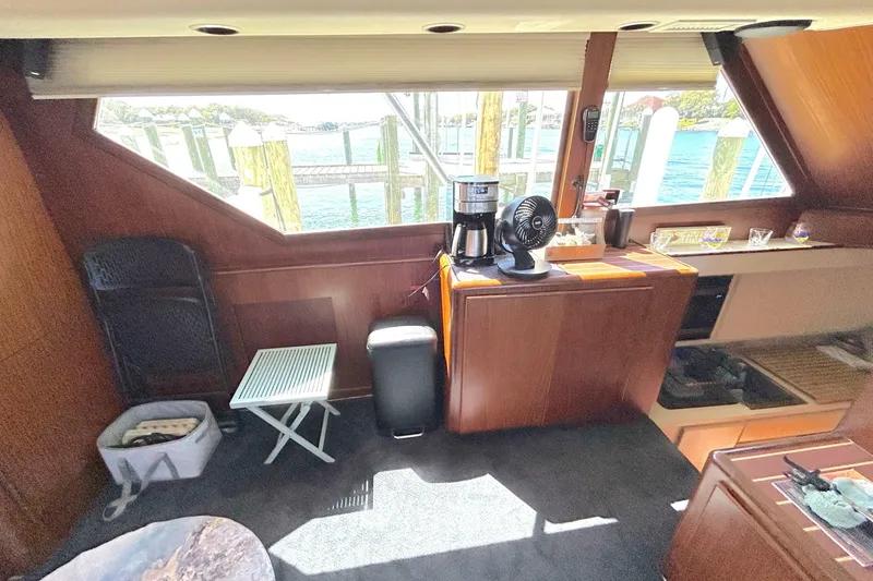Slide: The Image of Hatteras 45 Convertible 1989 - 7245303