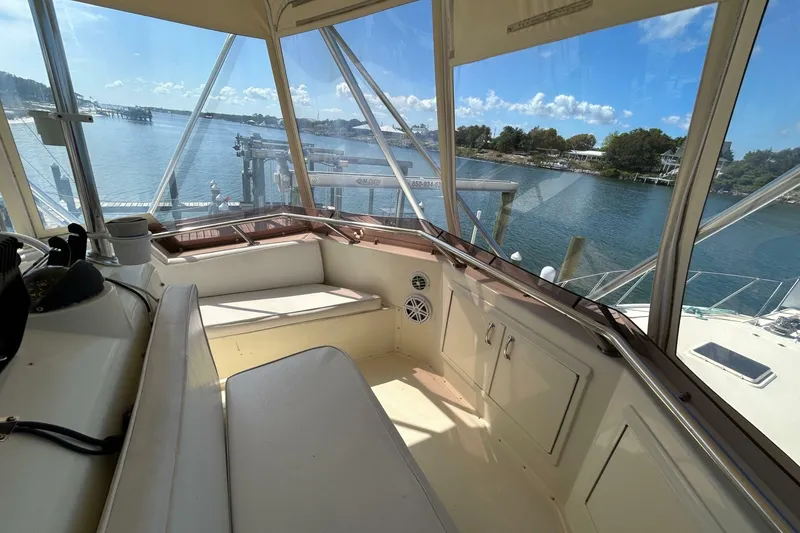 Slide: The Image of Hatteras 45 Convertible 1989 - 6959008