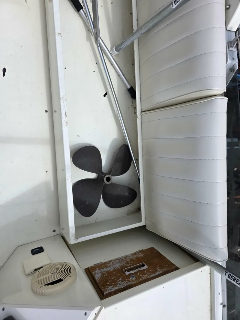 Slide: The Image of Marinette 37 Motor Yacht 1988 - 6959130