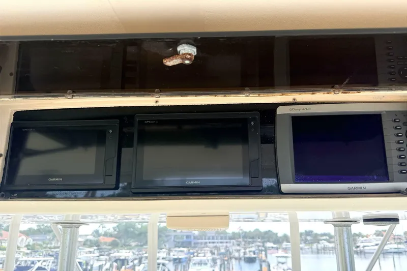Slide: The Image of Viking 35 Convertible 1986 - 6916394