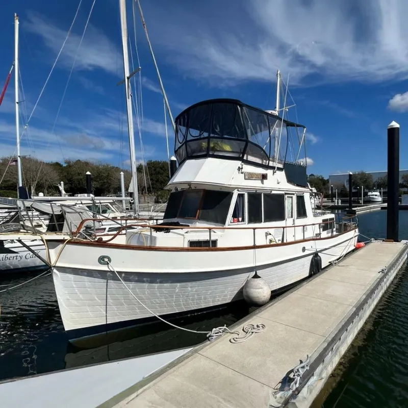 The Image of Grand Banks 36 Classic 1985 - 7245747