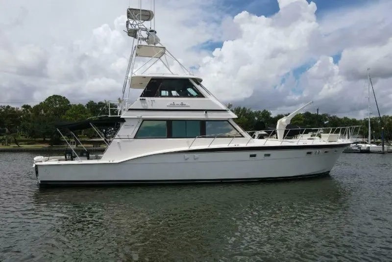 The Image of Hatteras 60 Convertible 1985 - 6917773