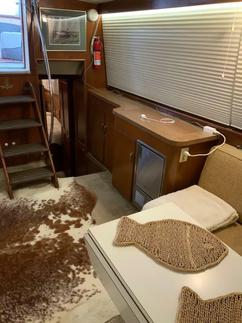 Slide: The Image of Hatteras 41 Twin Cabin 1969 - 6960784