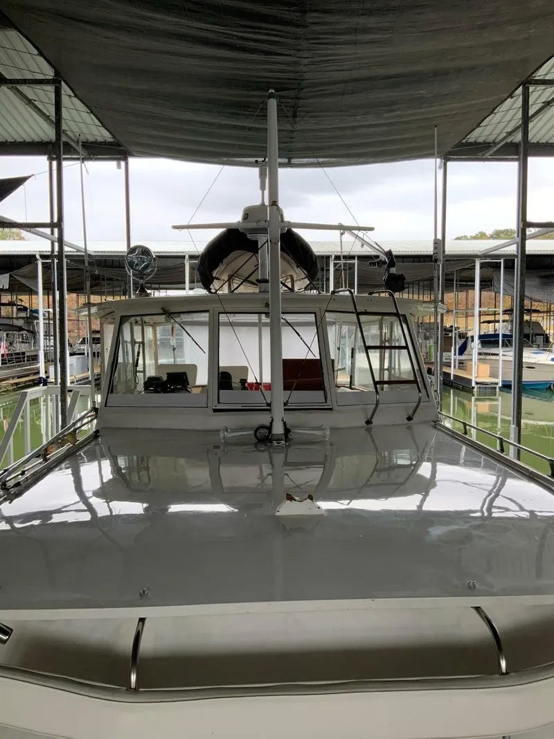 Slide: The Image of Hatteras 41 Twin Cabin 1969 - 6960755