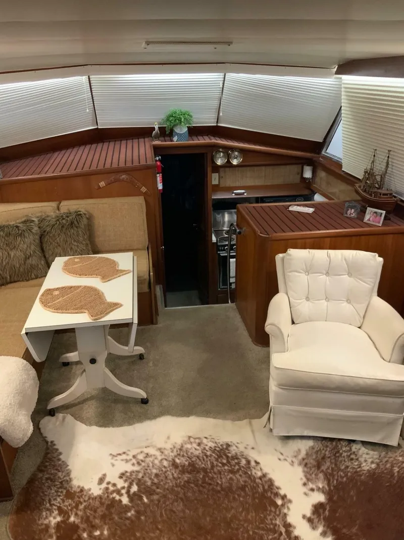 Slide: The Image of Hatteras 41 Twin Cabin 1969 - 6960781