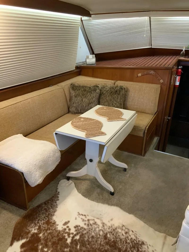 Slide: The Image of Hatteras 41 Twin Cabin 1969 - 7246364