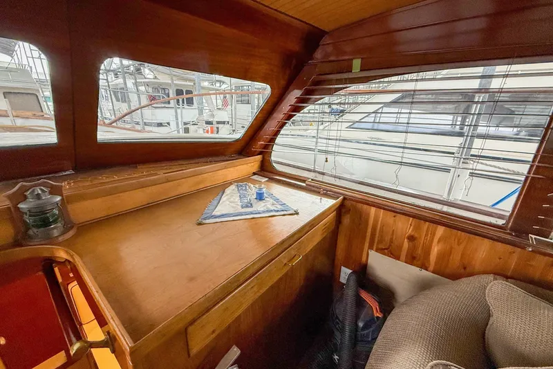 Slide: The Image of Burger Pilothouse 1956 - 6960867