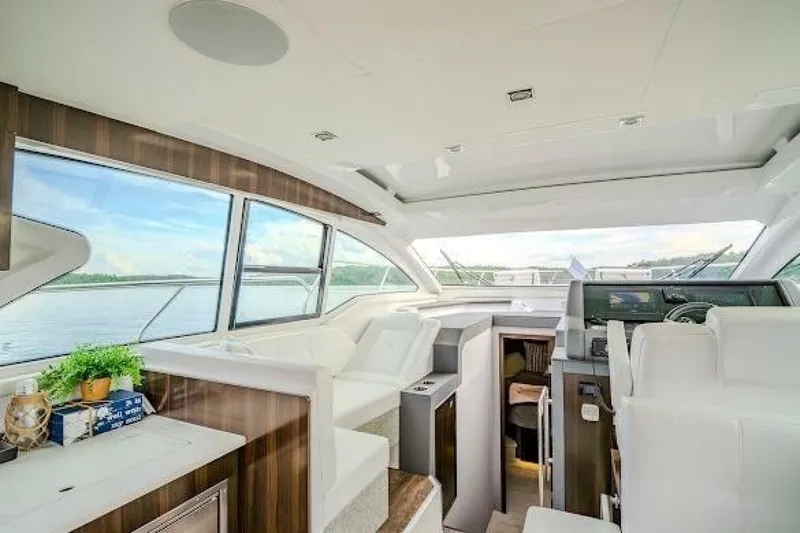 Slide: The Image of Cruisers 42 Cantius 2023 - 6942130