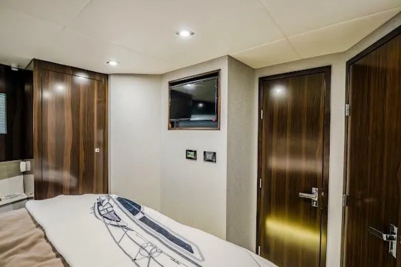 Slide: The Image of Cruisers 42 Cantius 2023 - 6942147