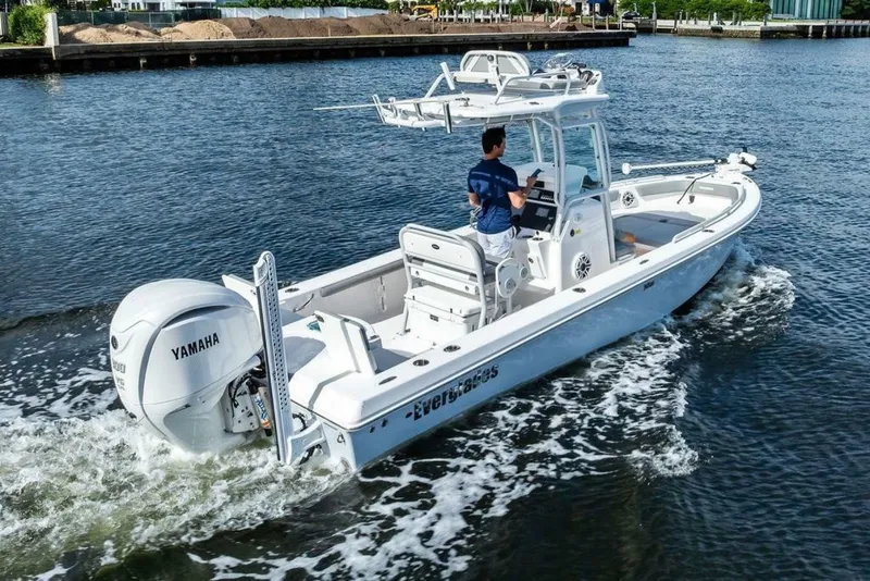 Slide: The Image of Everglades 243 Center Console 2023 - 6918174