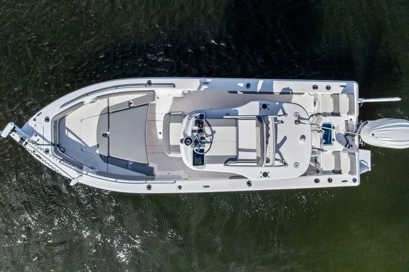 Slide: The Image of Everglades 243 Center Console 2023 - 6918185