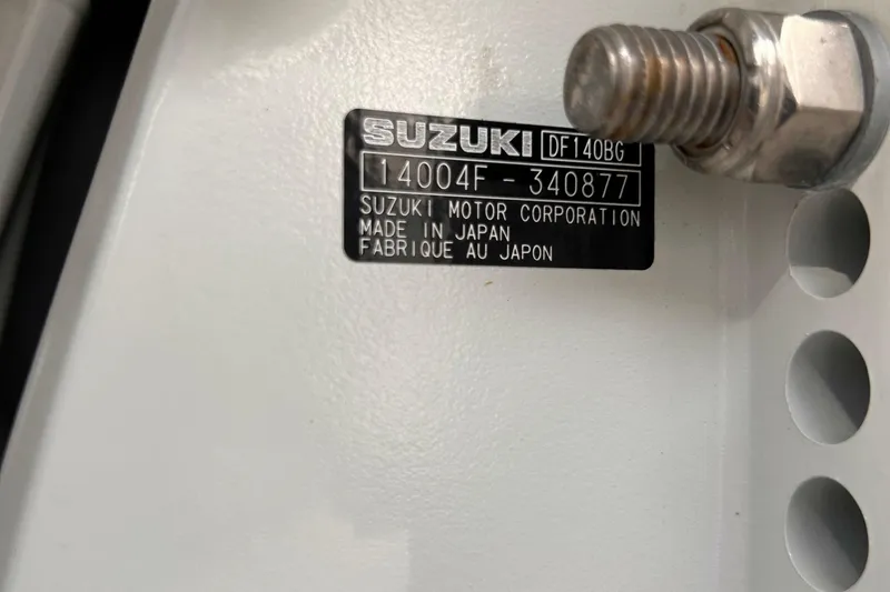 Slide: The Image of Falcon Boats F22 2023 - 6942228