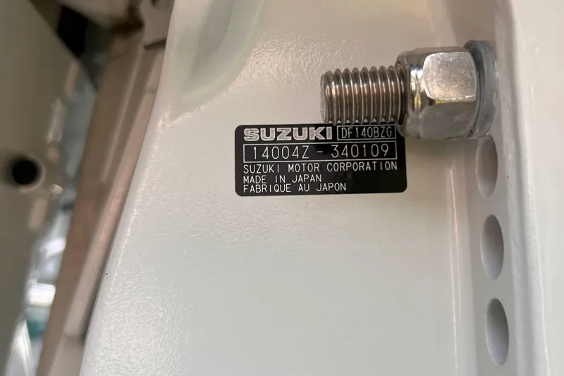 Slide: The Image of Falcon Boats F22 2023 - 6942232