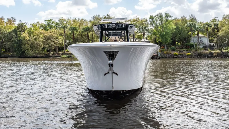 Slide: The Image of Front Runner 39 Center Console 2023 - 6942269