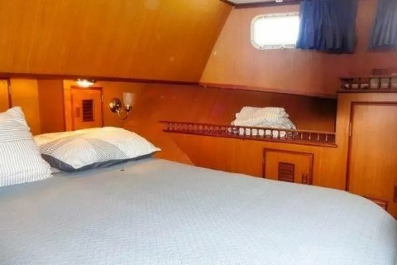 Slide: The Image of Sea Ranger 45 Sea Ranger 1981 - 7395344
