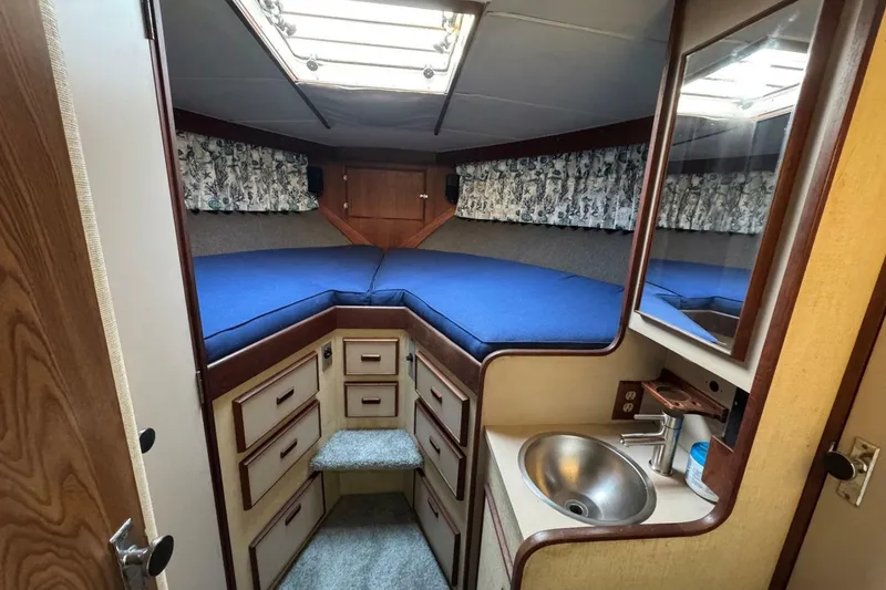 Slide: The Image of Bertram 38 Convertible 1979 - 6960636