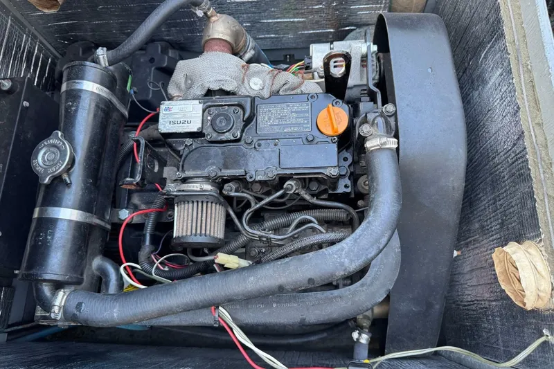 Slide: The Image of Bertram 38 Convertible 1979 - 6960676