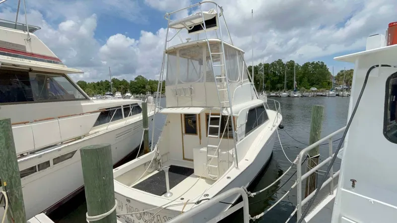 Slide: The Image of Hatteras 36 Convertible 1975 - 6960621
