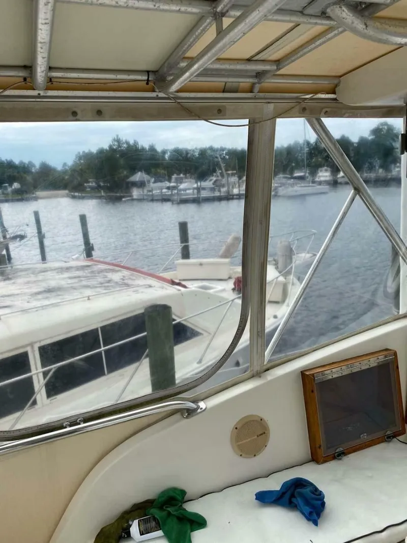 Slide: The Image of Hatteras 36 Convertible 1975 - 6960714