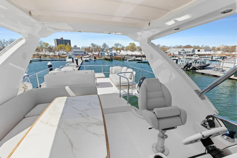 Slide: The Image of Azimut 50 FLYBRIDGE 2022 - 6930322