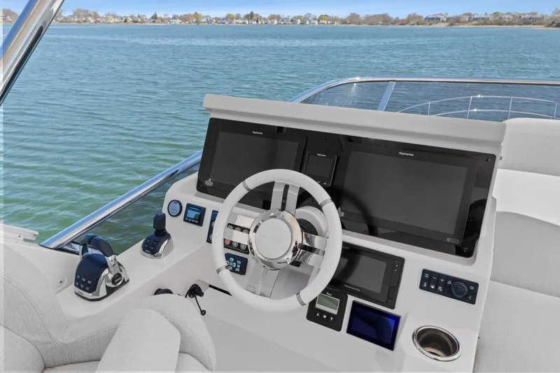 Slide: The Image of Azimut 50 FLYBRIDGE 2022 - 6930324
