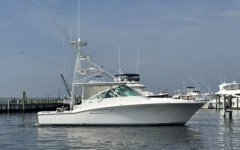 The Image of Cabo 40 Express 2004 - 7585700