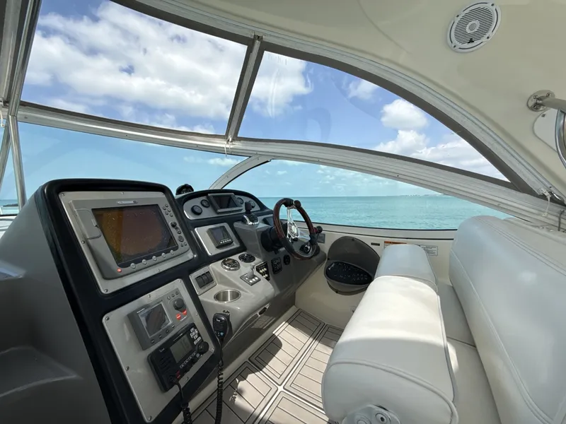 Slide: The Image of Cruisers 420 Express 2006 - 6936710