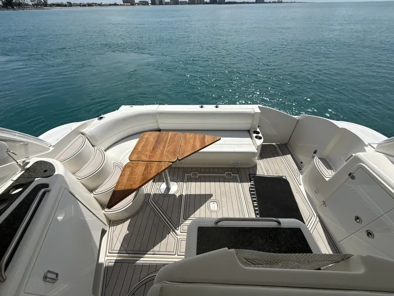 Slide: The Image of Cruisers 420 Express 2006 - 6936720