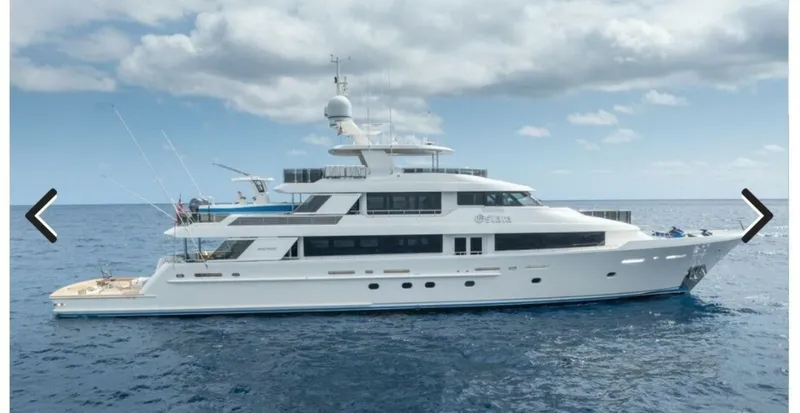 The Image of Westport Superyacht 2010 - 7384696