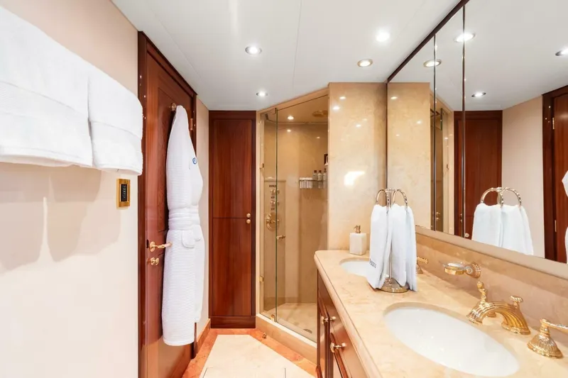 Slide: The Image of Westport Superyacht 2010 - 6936850