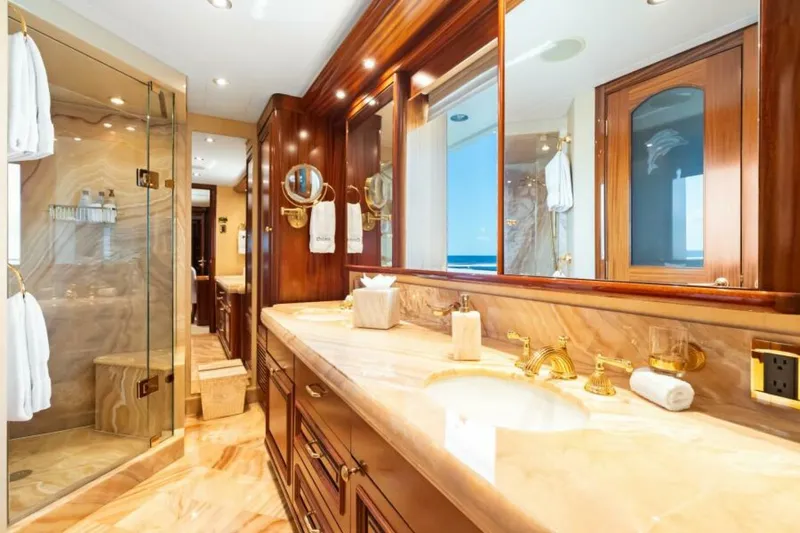 Slide: The Image of Westport Superyacht 2010 - 7384775