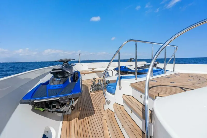 Slide: The Image of Westport Superyacht 2010 - 7384723