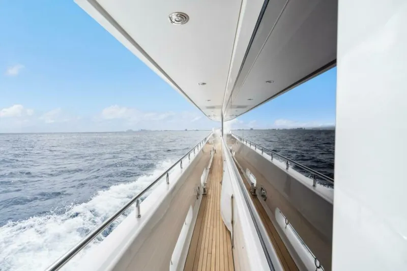 Slide: The Image of Westport Superyacht 2010 - 7384728