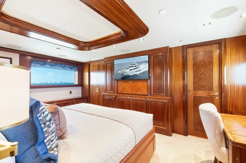 Slide: The Image of Westport Superyacht 2010 - 6936834
