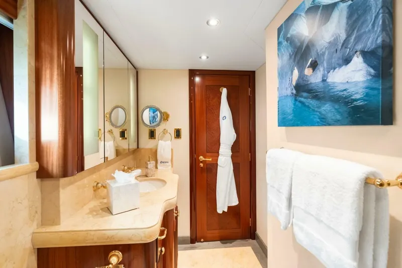 Slide: The Image of Westport Superyacht 2010 - 6936854
