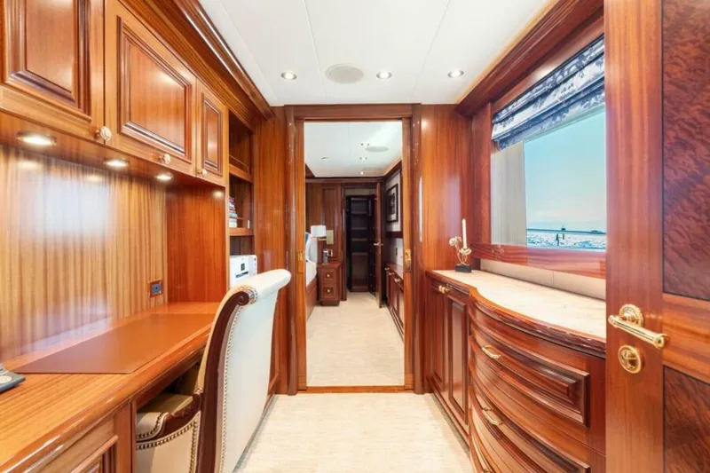 Slide: The Image of Westport Superyacht 2010 - 7384768
