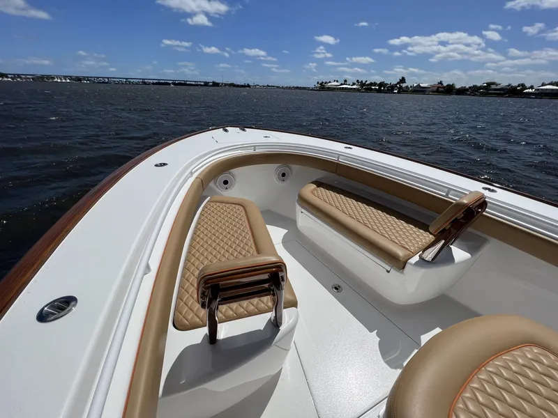 Slide: The Image of Valhalla Boatworks 33 2020 - 7398734