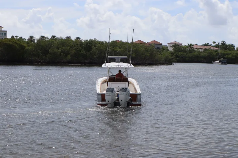 Slide: The Image of Valhalla Boatworks 33 2020 - 7288467