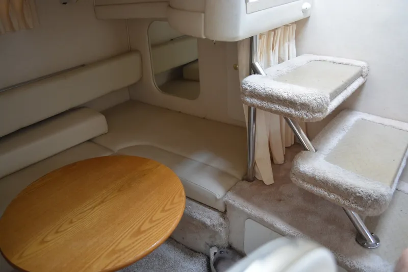 Slide: The Image of Sea Ray 310 Sundancer 1999 - 6942055