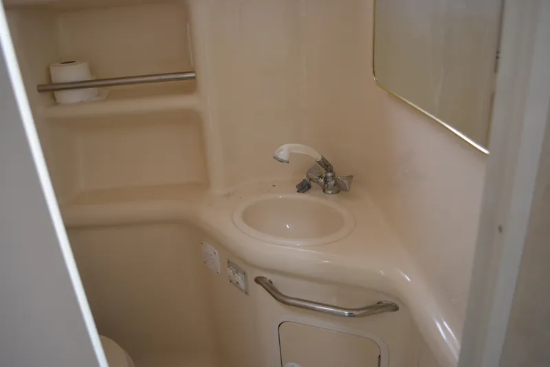 Slide: The Image of Sea Ray 310 Sundancer 1999 - 6942069