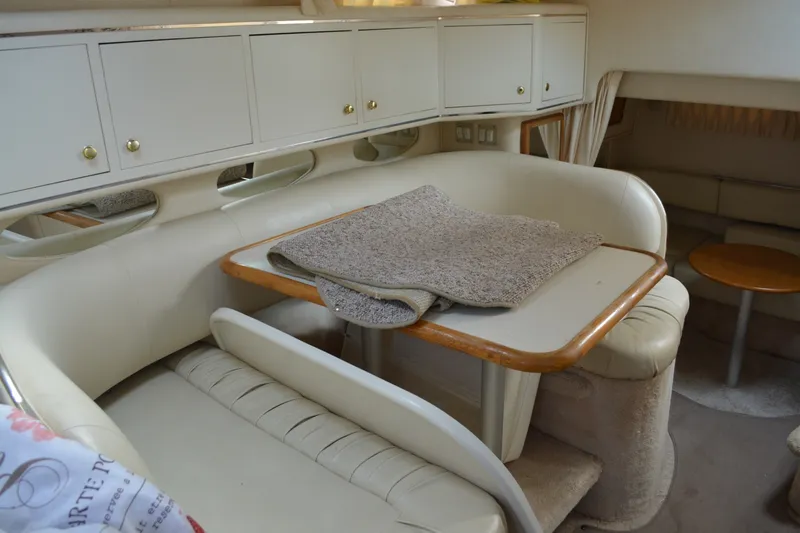 Slide: The Image of Sea Ray 310 Sundancer 1999 - 6942010