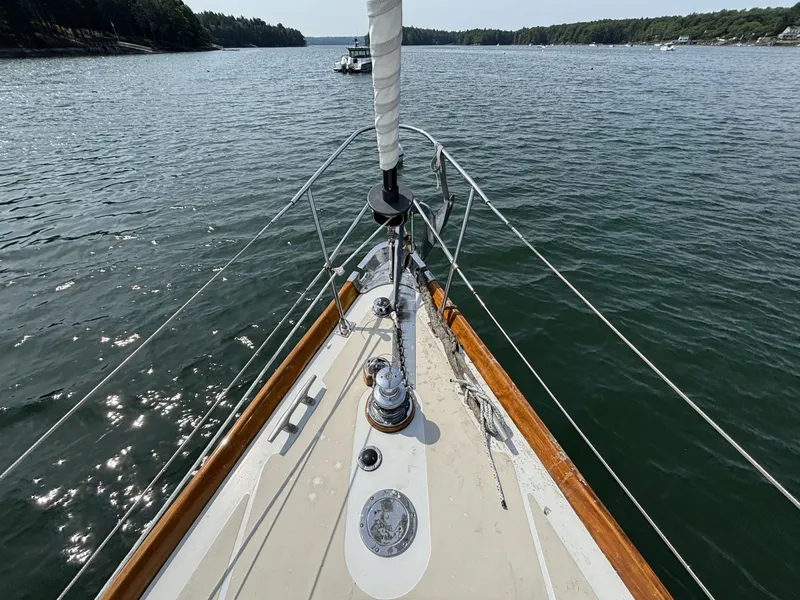 Slide: The Image of Hinckley Yachts B-40 1974 - 6943418