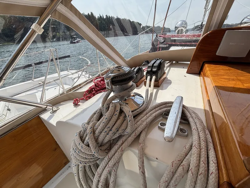 Slide: The Image of Hinckley Yachts B-40 1974 - 6943502