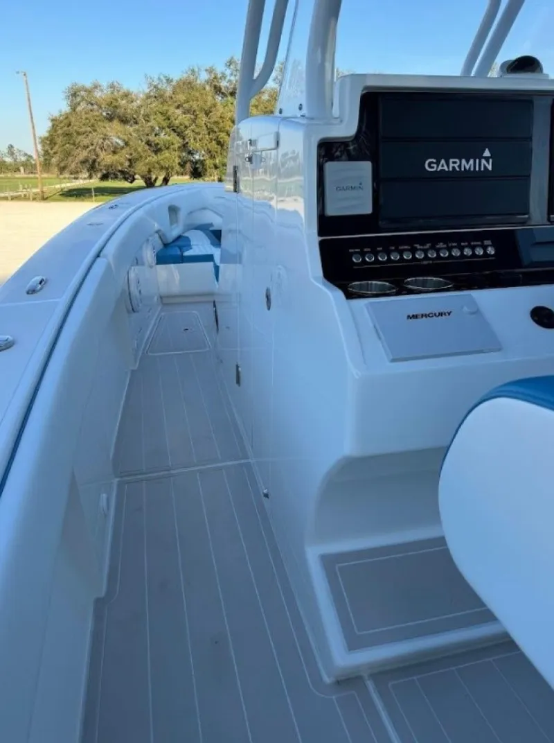 Slide: The Image of Concept Boats 392 Family Edition 2018 - 6946048