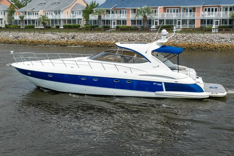 The Image of Cruisers Yachts 5470 2003 - 7581925
